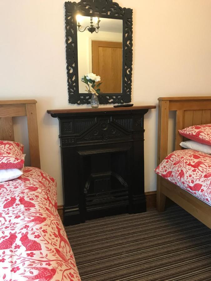 Rheolau Arms Bed and Breakfast Σουόνσι Εξωτερικό φωτογραφία