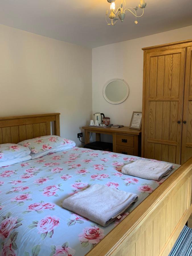 Rheolau Arms Bed and Breakfast Σουόνσι Εξωτερικό φωτογραφία