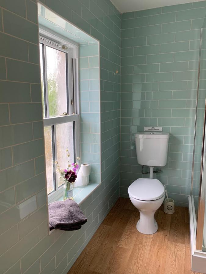 Rheolau Arms Bed and Breakfast Σουόνσι Εξωτερικό φωτογραφία